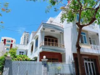 Nhà phố 2 tầng góc 2 mặt tiền cách biển hòn chồng 250m ngang hiếm 8m vị trí khai thác dòng tiền tốt