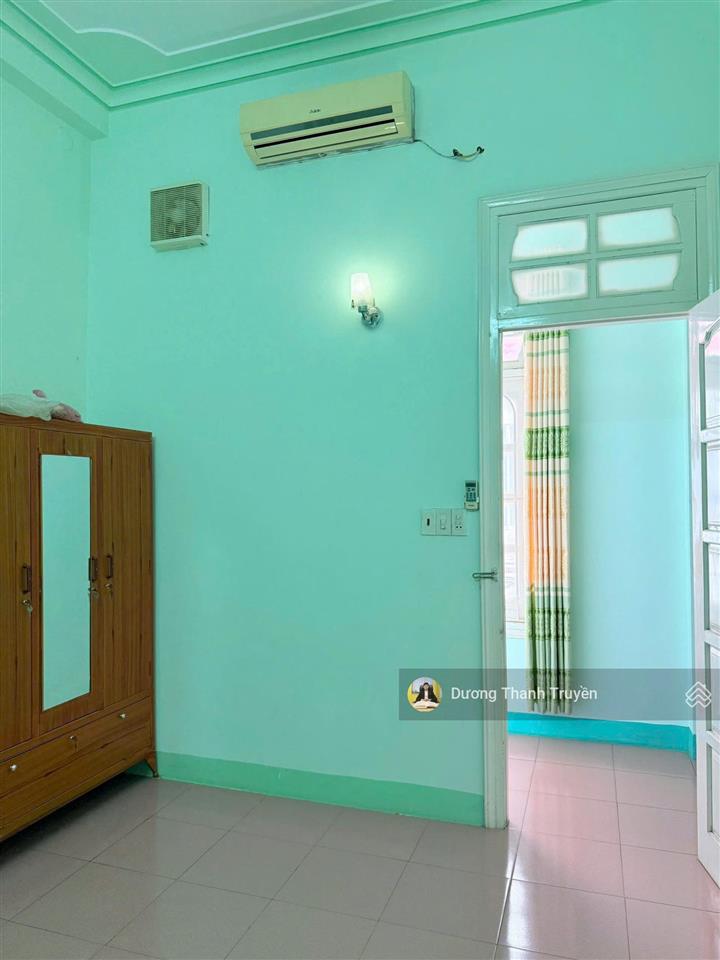 Chủ giảm 200tr bán gấp nhà 3 tầng góc 2 mặt tiền gần biển, ngang hiếm, đối diện trường học, 7,3 tỷ