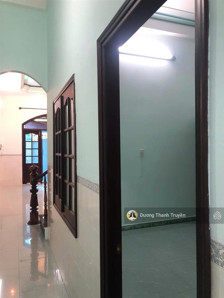 Bán nhà 3 tầng gần biển cạnh đường 2/4 vị trí đắc địa, gần chợ vĩnh hải, nơi an cư lý tưởng, 6,8 tỷ