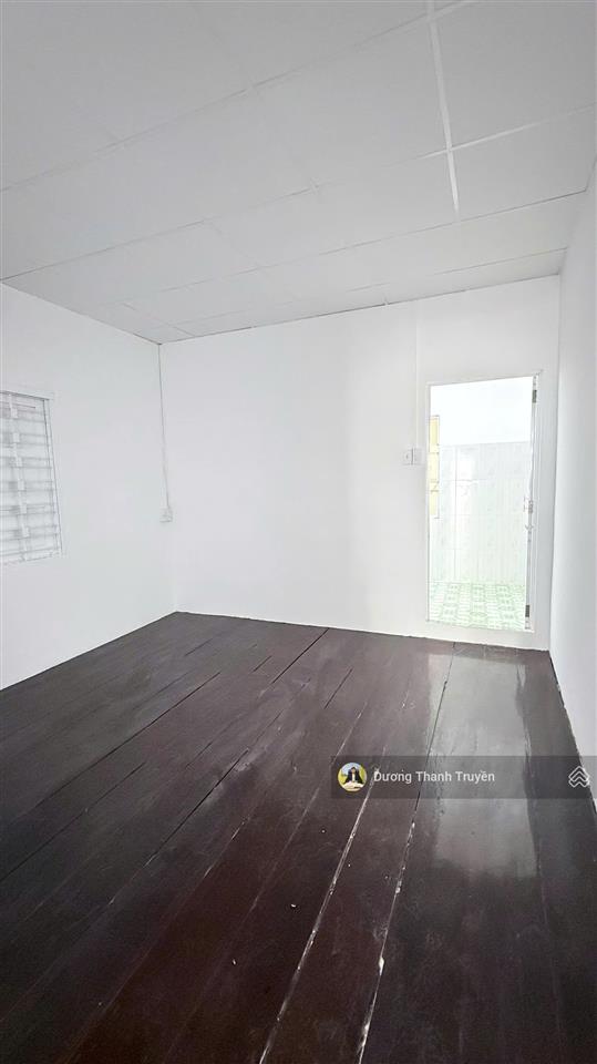 Bán nhà phố 2 tầng cạnh đường lê hồng phong, gần biển, siêu thị, đường oto 5m, sẵn sổ, 5ty379
