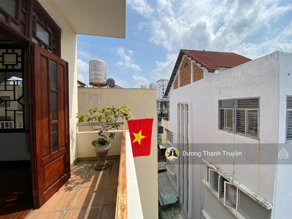 Nhà phố 4 tầng hẻm huỳnh thúc kháng cách biển chỉ 900m, ngang hiếm 6.1m, kinh doanh sầm uất, 10 tỷ