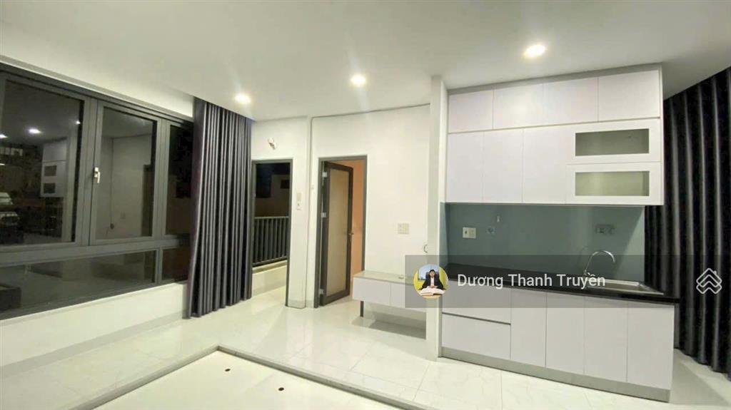 Bán toà căn hộ 5 tầng sẵn dòng tiền 17tr/tháng cạnh đường tố hữu, vị trí đẹp, sầm uất, giá rẻ 4,7tỷ