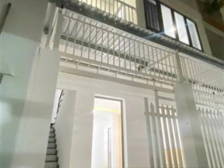 Bán toà căn hộ 5 tầng sẵn dòng tiền 17tr/tháng cạnh đường tố hữu, vị trí đẹp, sầm uất, giá rẻ 4,7tỷ
