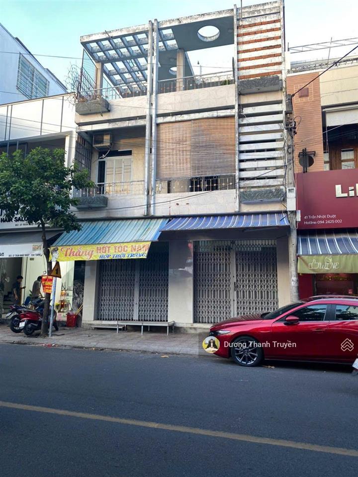 Bán nhà 3 tầng gần biển mặt tiền trần nhật duật khu bàn cờ tt nha trang, ngang 7,5m hiếm, giá 23 tỷ