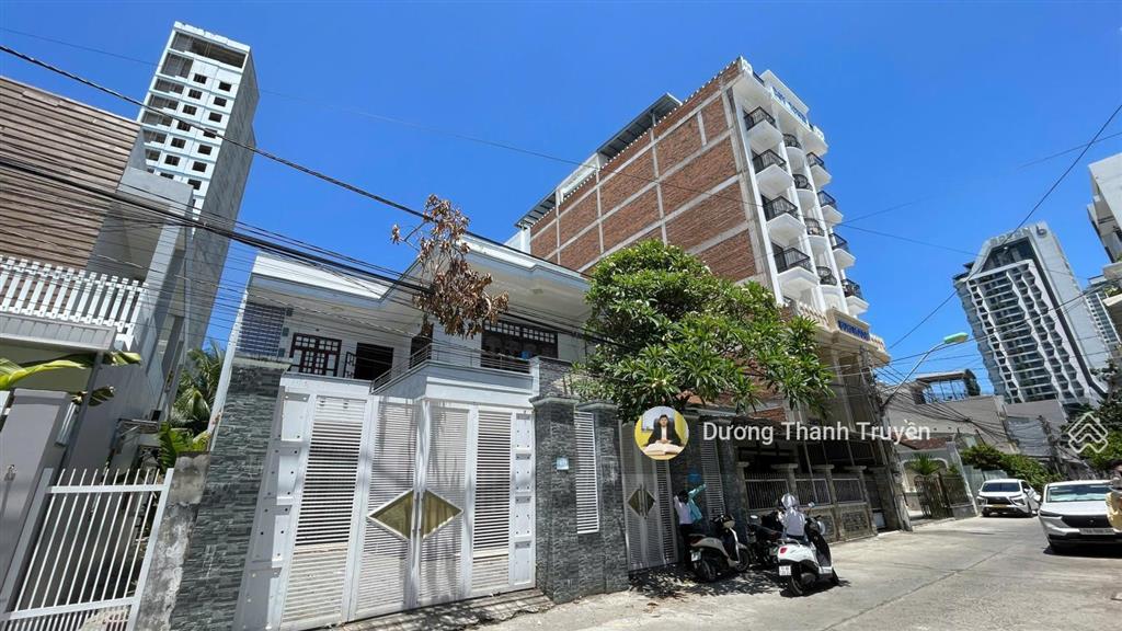 Bán nhà 2 tầng mặt tiền dương hiến quyền cách biển vài bước chân ngang 10m hiếm cạnh dự án sungroup