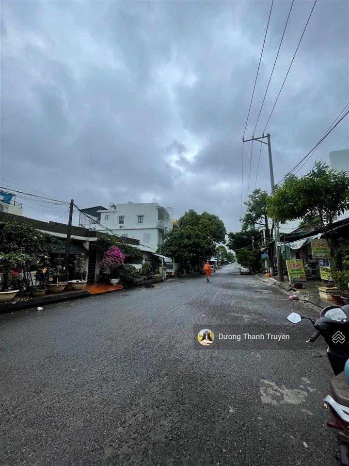 Bán đất tặng nhà mặt tiền nguyễn chích gần biển, cạnh điện biên phủ & dự án sungroup, 8ty550tr