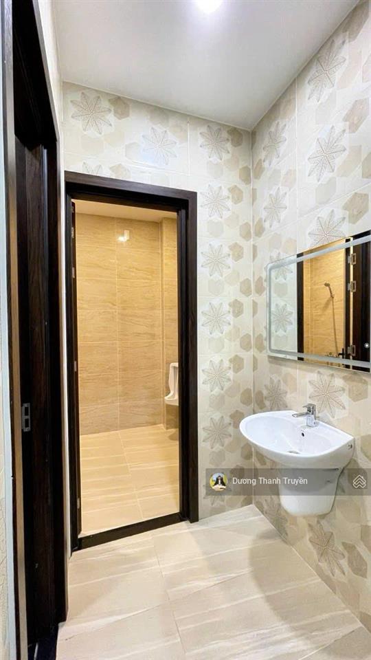 Bán tòa nhà 7 tầng gần biển góc 2 mặt tiền tttp nha trang, vị trí khai thác dòng tiền cực tốt, 60tỷ