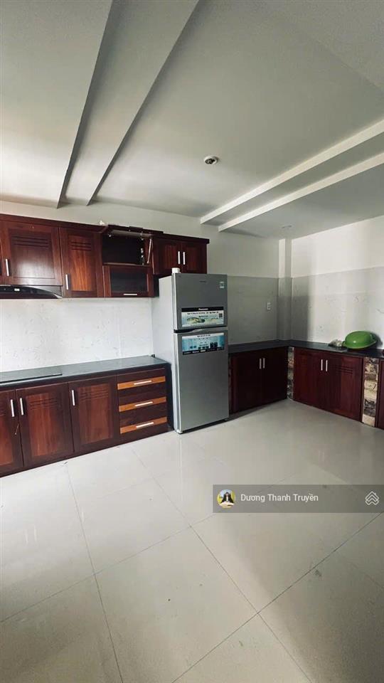 Bán tòa căn hộ 7 tầng 115m2 mặt tiền lê văn huân, gần biển hòn chồng, có thang máy, view đẹp, 17 tỷ