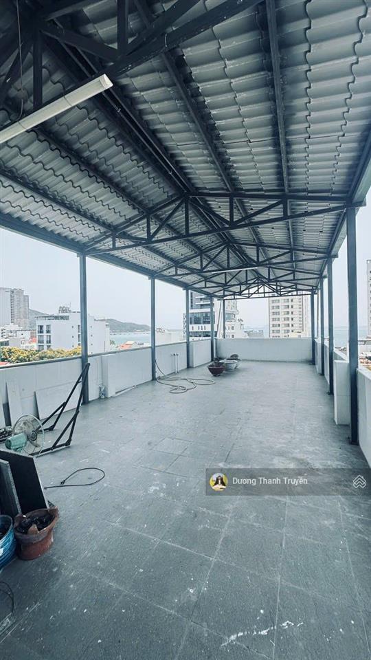 Bán tòa căn hộ 7 tầng 115m2 mặt tiền lê văn huân, gần biển hòn chồng, có thang máy, view đẹp, 17 tỷ