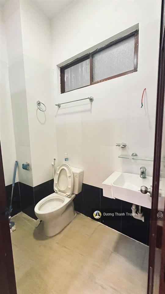 Bán tòa căn hộ 7 tầng 115m2 mặt tiền lê văn huân, gần biển hòn chồng, có thang máy, view đẹp, 17 tỷ