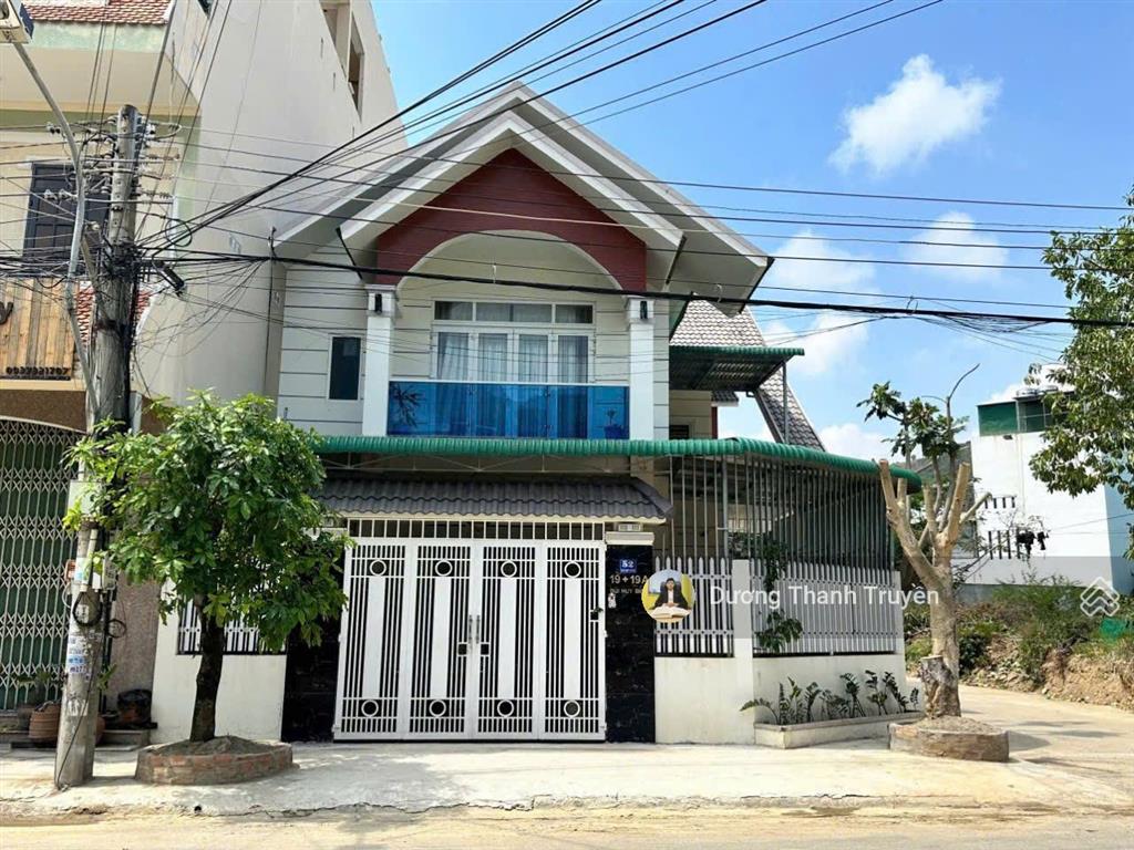 Bán nhanh biệt thự siêu đẹp 2 mặt tiền bám đường hơn 30m, gần bến du thuyền, dự án sungroup, 17 tỷ