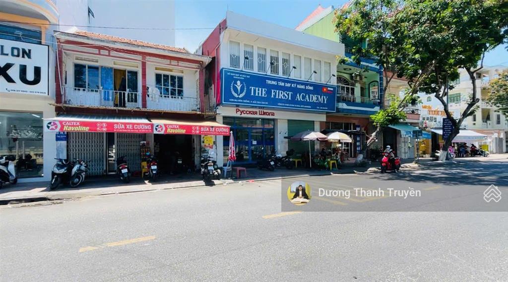 Bán đất tặng nhà 2 tầng mặt tiền đường hòn chồng gần biển, ngang lớn 7,05m, nở hậu đẹp, 210triệu/m2