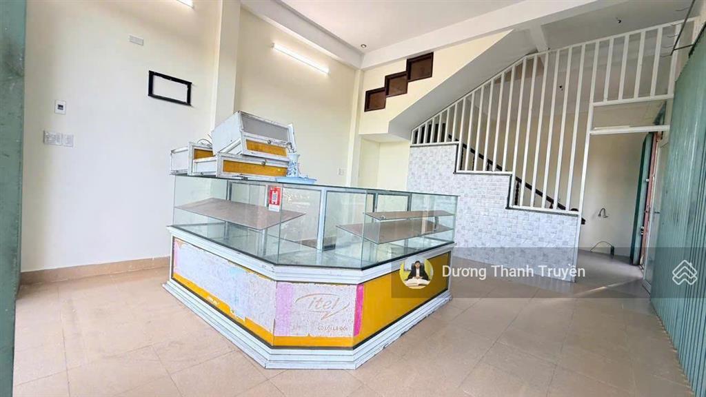 Bán nhà 3 tầng gần biển góc 2 mặt tiền đường trường sa nha trang, dòng tiền 20 triệu/tháng, 16tỷ tl