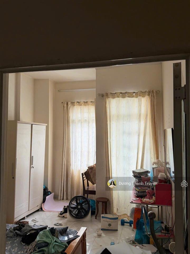 Bán nhà 3 tầng 2 mặt tiền đường mê linh, trung tâm khu bàn cờ, cách biển chỉ 800m, giá chỉ 12,5 tỷ