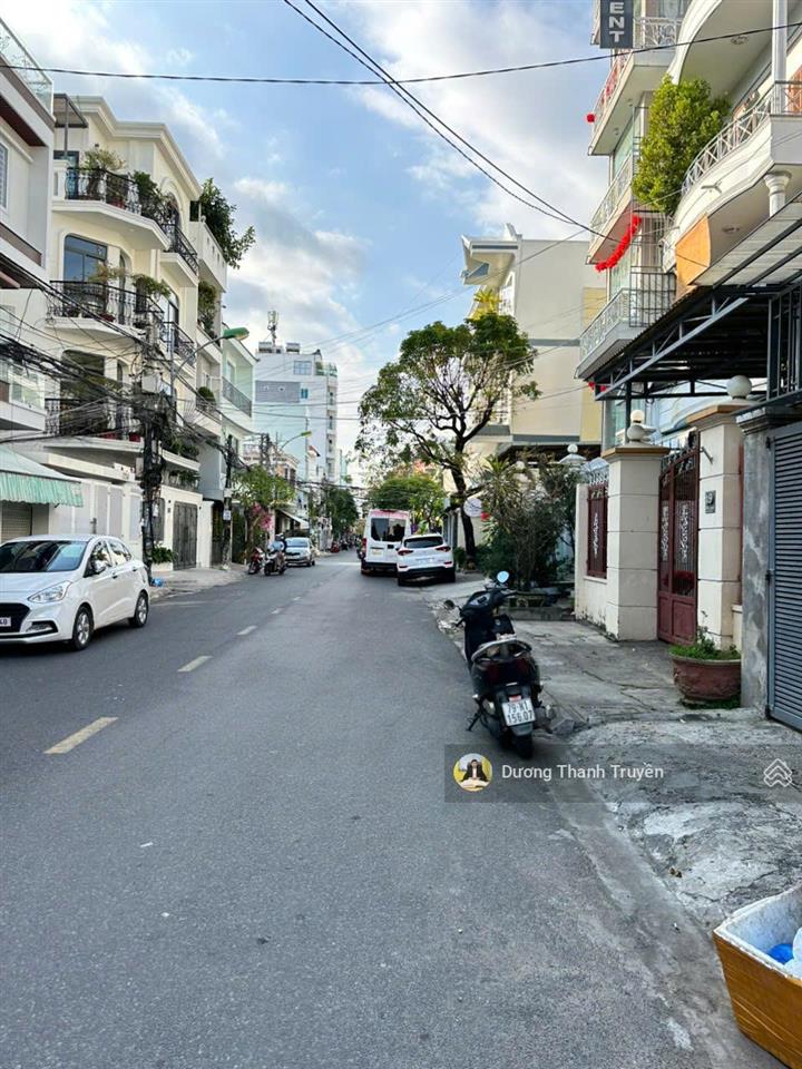 Bán nhà 3 tầng 2 mặt tiền đường mê linh, trung tâm khu bàn cờ, cách biển chỉ 800m, giá chỉ 12,5 tỷ