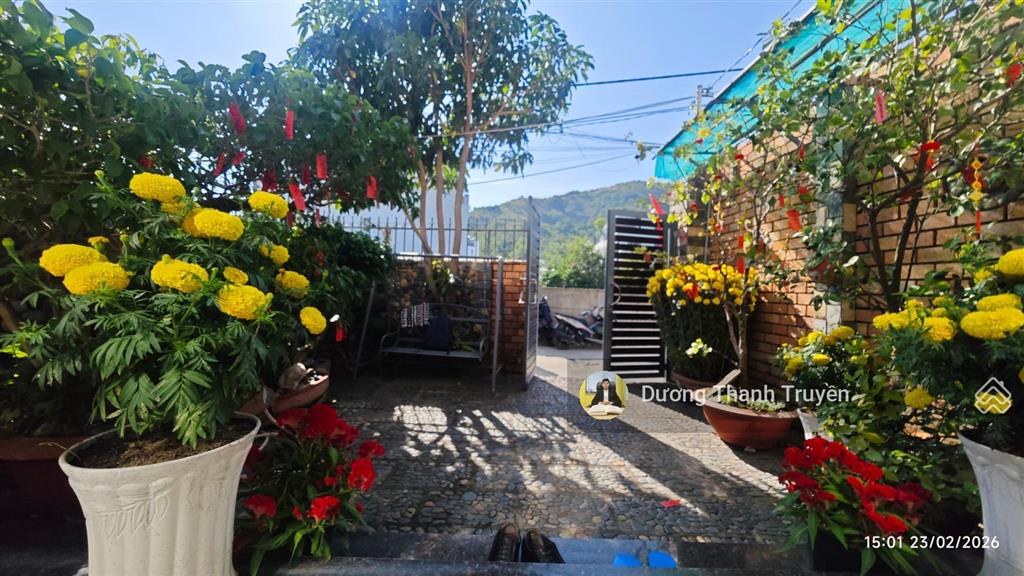 Chủ giảm 150tr bán nhà đẹp 3 tầng 2 mặt tiền view biển cạnh phạm văn đồng & bến du thuyền quốc tế