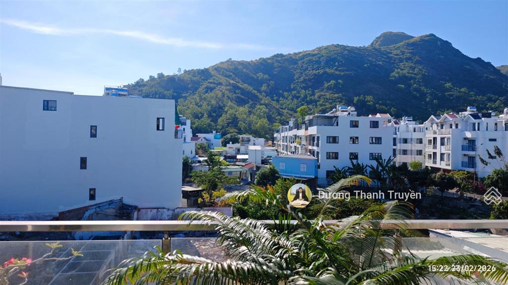 Chủ giảm 150tr bán nhà đẹp 3 tầng 2 mặt tiền view biển cạnh phạm văn đồng & bến du thuyền quốc tế
