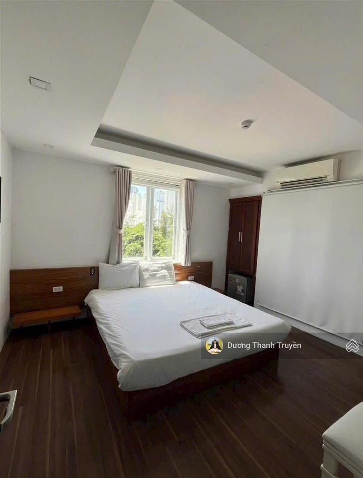 Bán khách sạn 6 tầng mặt tiền hoàng diệu dòng tiền 50 triệu/tháng, chỉ 300m ra biển trần phú, 35 tỷ