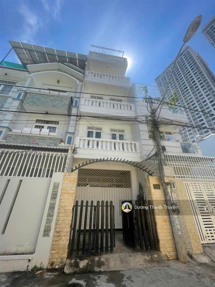 Bán nhà 4 tầng gần biển hòn chồng cạnh mường thanh viễn triều chỉ 100m ra biển  giá tốt chỉ 10,5tỷ