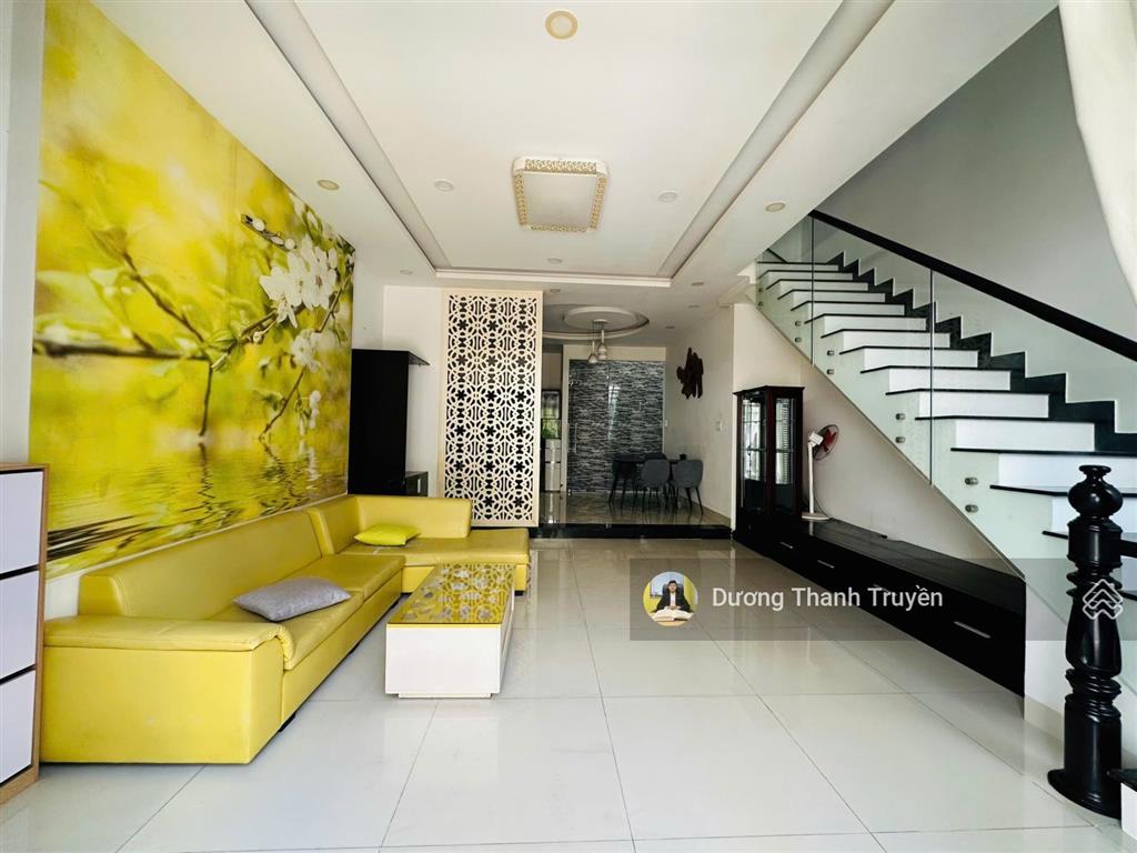 Bán nhà 3 tầng hẻm ô tô cao bá quát trung tâm nha trang, cạnh bên siêu thị coopmart, giá 6,5 tỷ tl