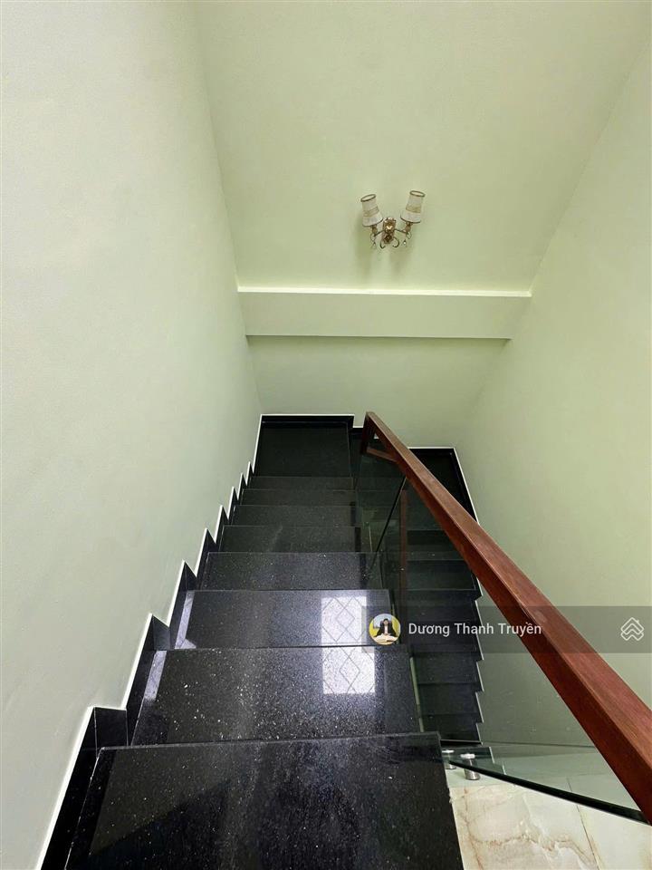 Chủ giảm 200tr bán nhà 3 tầng kđt hà quang 2 cạnh công viên có sổ đỏ hoàn công hiếm giá chỉ 7,75 tỷ