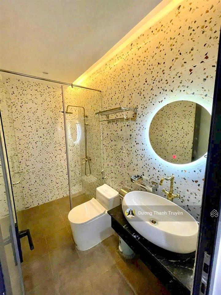Bán nhà 4 tầng mặt tiền tô hiệu cách biển chỉ 300m, đối diện kđt mipeco, kinh doanh đỉnh cao, 14 tỷ