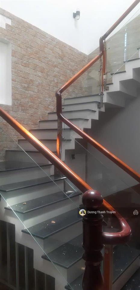 Bán nhà 4 tầng 2 mặt tiền đường ô tô, cạnh chung cư ph, chỉ 1,2km ra biển, giá chỉ 6,6 tỷ có tl