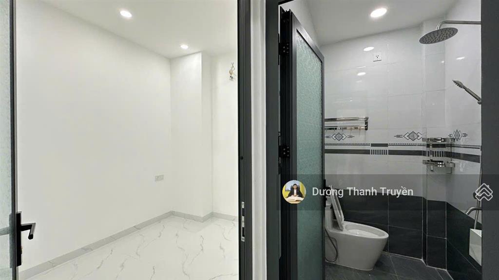 Chủ giảm 250tr bán căn nhà 3 tầng mới hoàn thiện gần biển chỉ 300m đến chợ vĩnh hải chỉ 7,95 tỷ