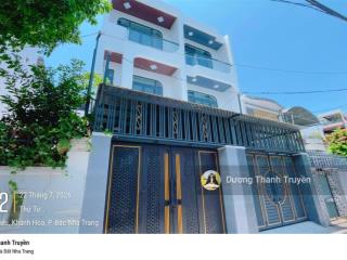 Chủ giảm 250tr bán căn nhà 3 tầng mới hoàn thiện gần biển chỉ 300m đến chợ vĩnh hải chỉ 7,95 tỷ