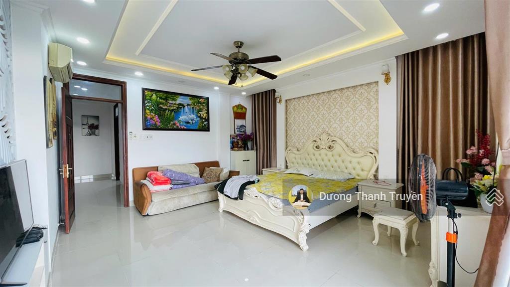 Bán biệt thự cao cấp 3 tầng kđt phước long có thang máy, đối diện công viên, ngang 12m, giá 19,8 tỷ