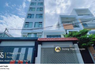 Bán nhà 7 tầng có thang máy 13 phòng cho thuê full  cách biển hòn chồng chỉ 350m  giá chỉ 7,5 tỷ