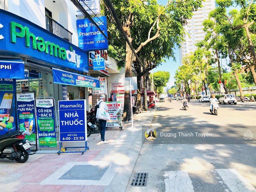 Bán tòa căn hộ góc 2 mặt tiền 7 tầng gần biển mặt tiền lý tự trọng, dòng tiền 165tr/tháng, 63 tỷ