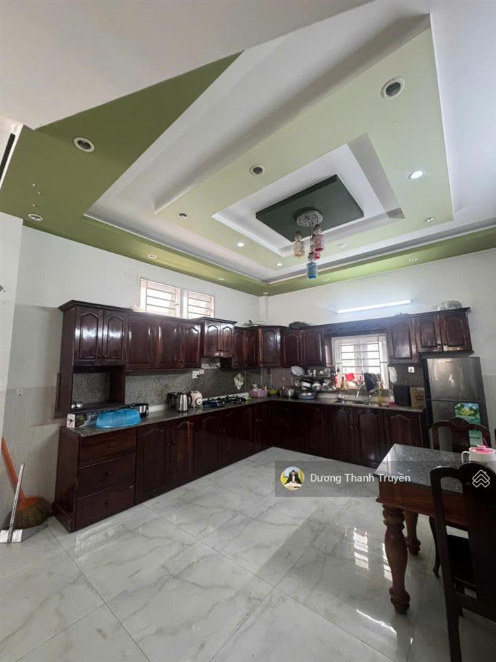 Cần tiền bán gấp nhà 3 tầng mặt tiền phước long, ngang hiếm 7,6m, cạnh bệnh viện tâm trí, 11,5 tỷ