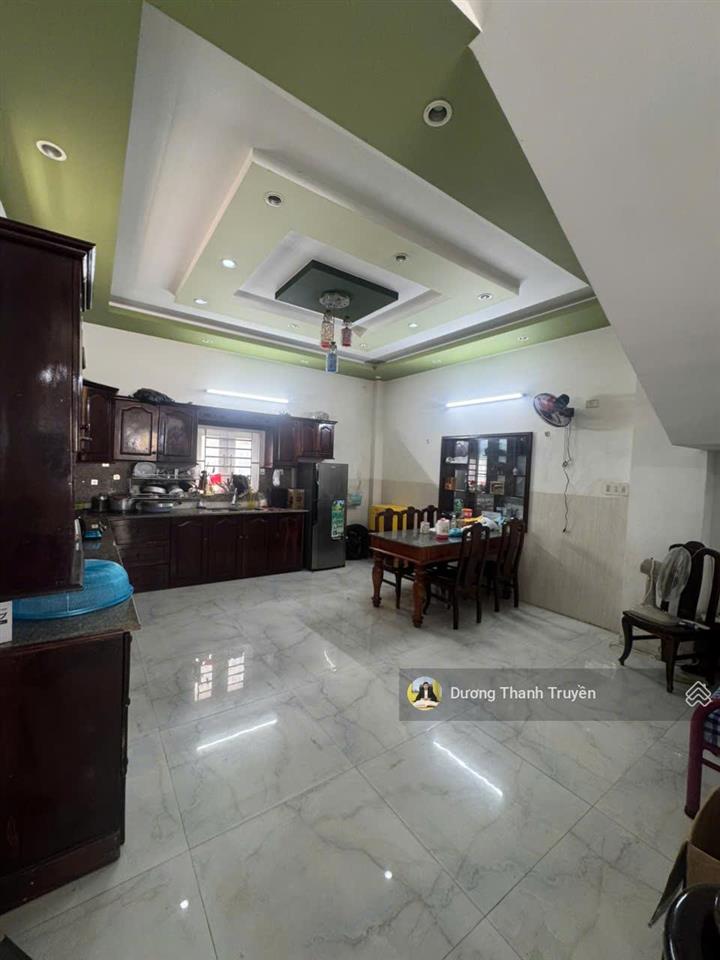 Cần tiền bán gấp nhà 3 tầng mặt tiền phước long, ngang hiếm 7,6m, cạnh bệnh viện tâm trí, 11,5 tỷ