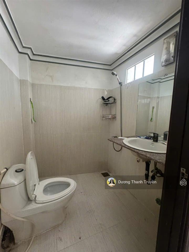 Cần tiền bán gấp nhà 3 tầng mặt tiền phước long, ngang hiếm 7,6m, cạnh bệnh viện tâm trí, 11,5 tỷ