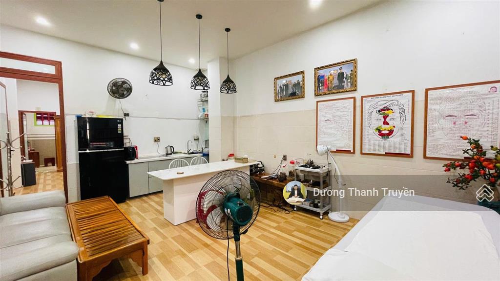 Bán nhà 3 tầng gần biển hòn chồng sẵn 10 căn hộ, cho thuê dòng tiền 30tr/tháng, giá chỉ 12,8 tỷ tl