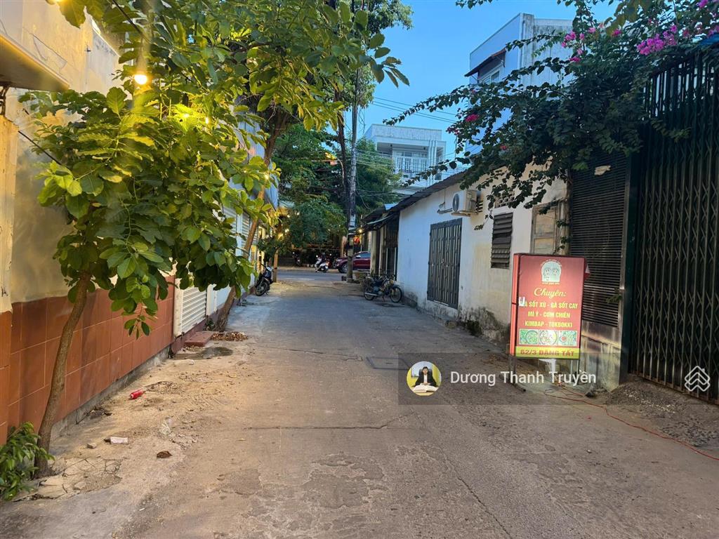 Bán đất tặng nhà đang có dòng tiền cạnh đường đặng tất, chỉ 400m ra biển hòn chồng, giá chỉ 19,6 tỷ