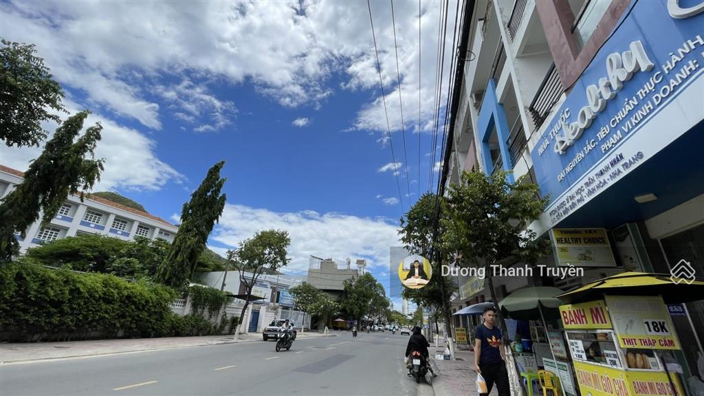 Bán lô đất đẹp gần biển cạnh đường điện biên phủ đường ô tô 5m cách biển chỉ 1km giá tốt chỉ 5,8 tỷ