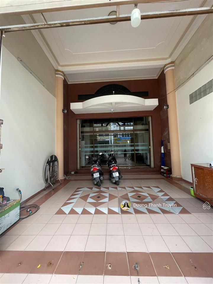 Bán nhà 4 tầng mặt tiền phan chu trinh cách biển chỉ 300m, ngay tt vùng lõi nha trang, giá 27,5 tỷ
