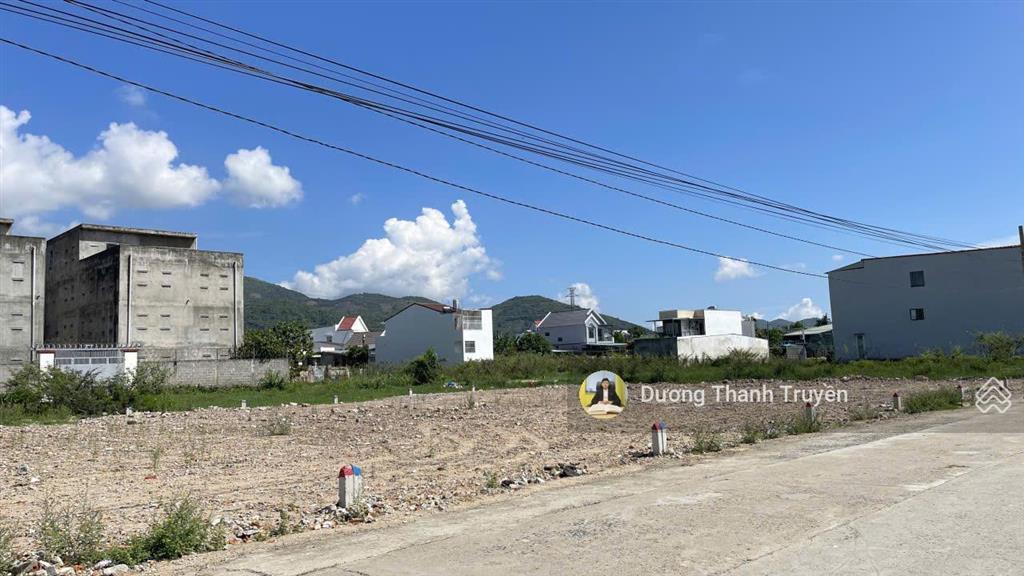Bán đất mặt tiền hương lộ 45 thôn trung, vĩnh phương vuông vức, sổ riêng từng lô, giá chỉ từ 1,5 tỷ