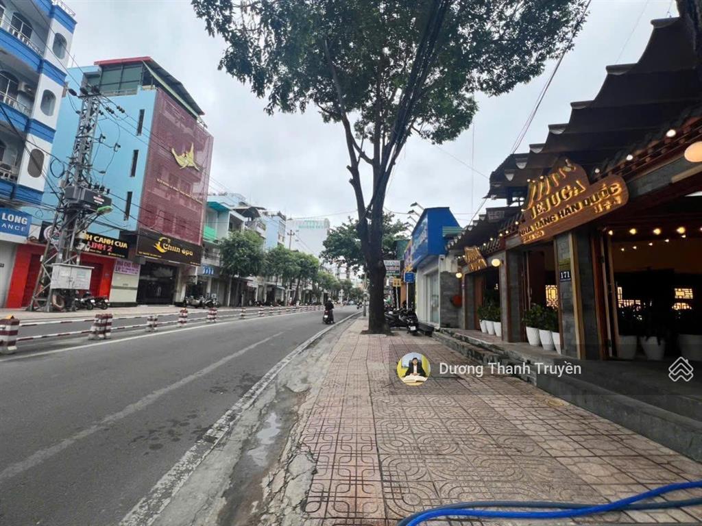Chủ giảm 5tỷ bán gấp nhà phố 3 tầng mặt tiền nguyễn thị minh khai, sẵn dòng tiền 45tr/tháng, 36,5tỷ
