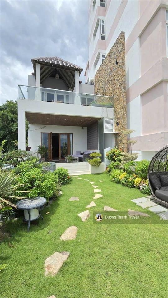 Bán biệt thự 4 tầng 2 mặt tiền view biển ngang hiếm 9,7m, cạnh đại học nha trang, dòng tiền 70tr/th