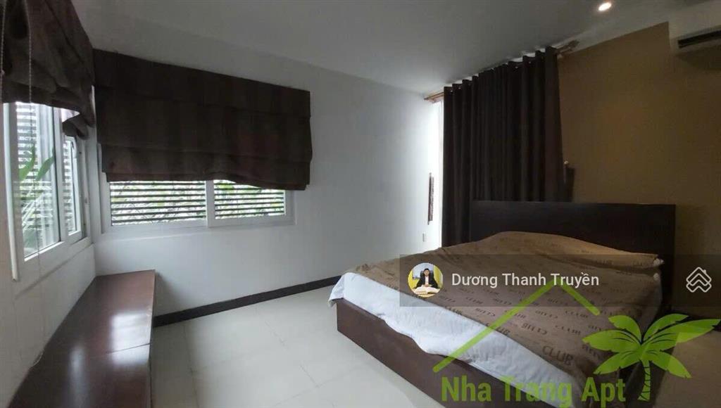 Bán biệt thự 4 tầng 2 mặt tiền view biển ngang hiếm 9,7m, cạnh đại học nha trang, dòng tiền 70tr/th