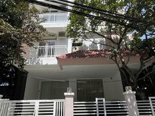 Bán tòa căn hộ 7 tầng view biển cạnh đại học nha trang, dòng tiền 50 triệu/tháng, giá 49 tỷ tl