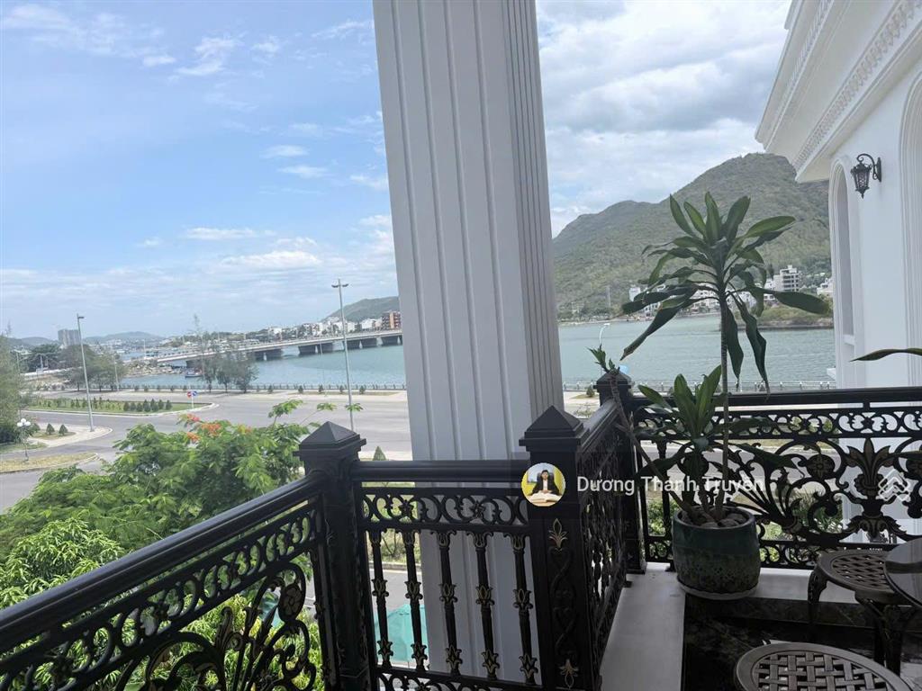 Bán biệt thự vip 4 tầng view trực diện sông kđt an bình tân, full nội thất gỗ cao cấp, giá 60 tỷ