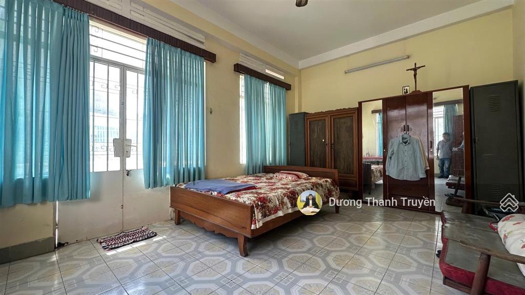 Chủ giảm 1 tỷ cần bán gấp nhà 3 tầng mặt tiền hoàn kiếm trung tâm bàn cờ, ngang hiếm 11m, giá 22 tỷ