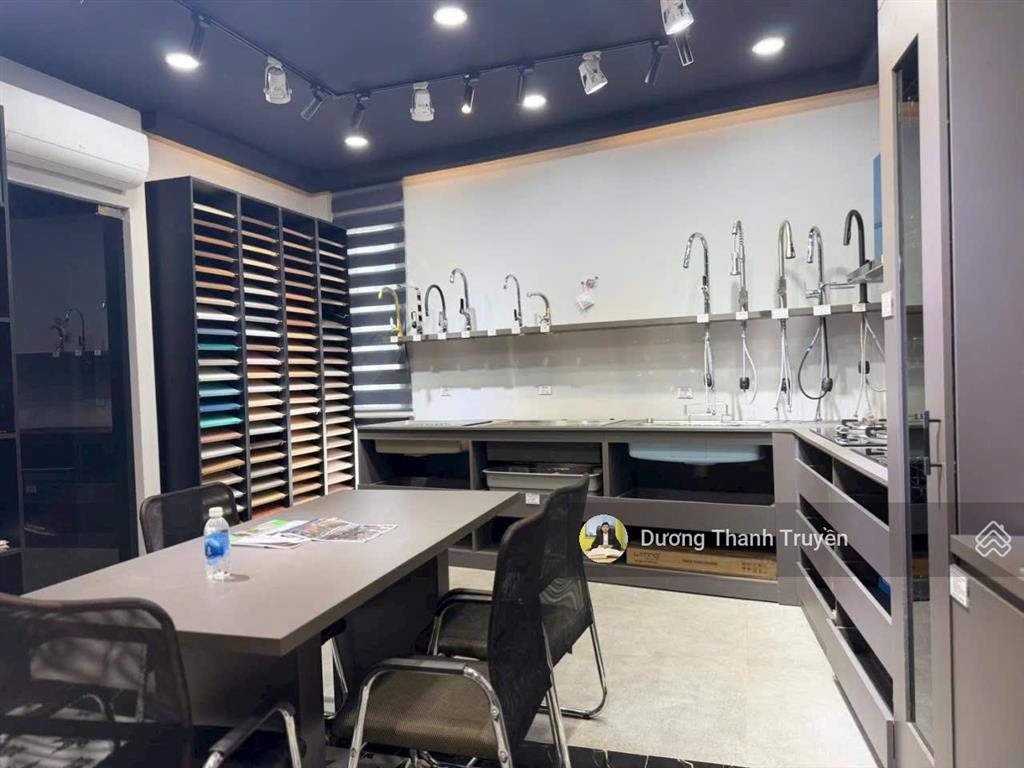 Bán nhà phố 5 tầng 3 mặt tiền đường tố hữu tt vcn phước hải, có thang máy, dòng tiền 20tr/tháng