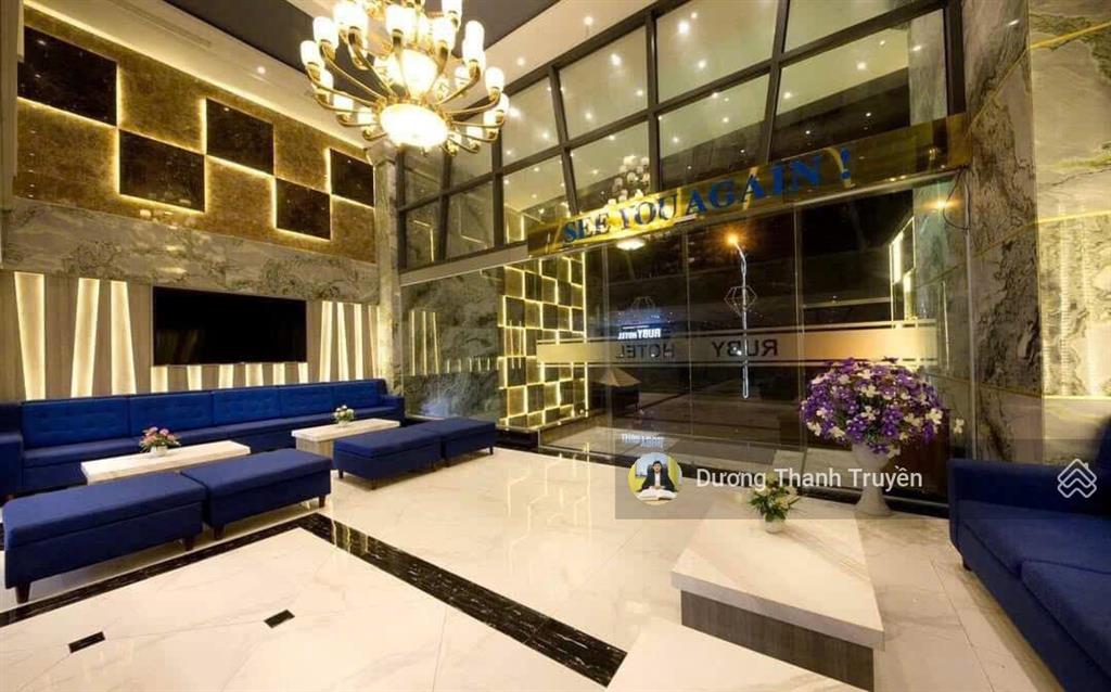 Giảm 20 tỷ bán khách sạn 20 tầng mặt tiền trần phú đối diện công viên, đang cho thuê 400 triệu/th