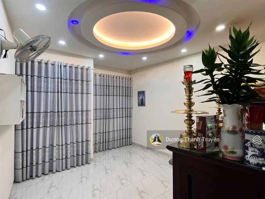Bán nhà 3 tầng cách biển 250m cạnh trần phú gần vinmec, full nội thất, sổ hồng hoàn công, giá 7 tỷ