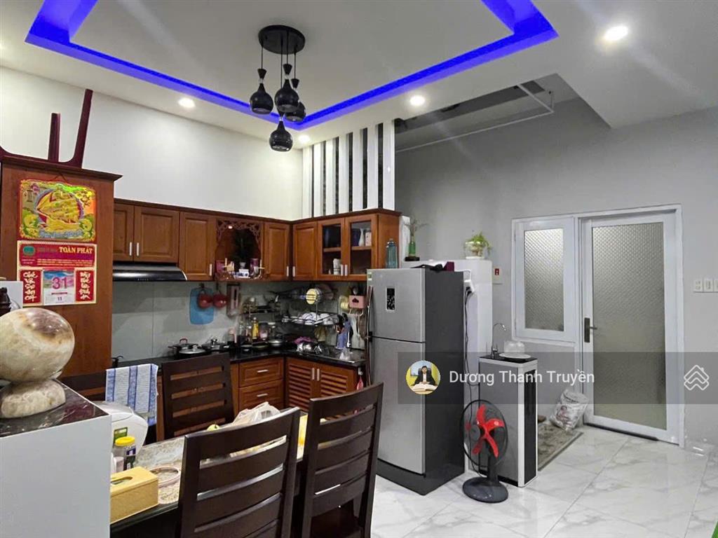 Bán nhà 3 tầng cách biển 250m cạnh trần phú gần vinmec, full nội thất, sổ hồng hoàn công, giá 7 tỷ
